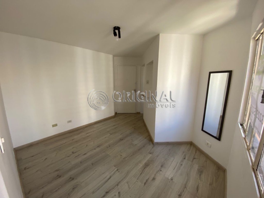 Apartamento para locacao no Bigorrilho em Curitiba com 86m² por R$ 1.777,77