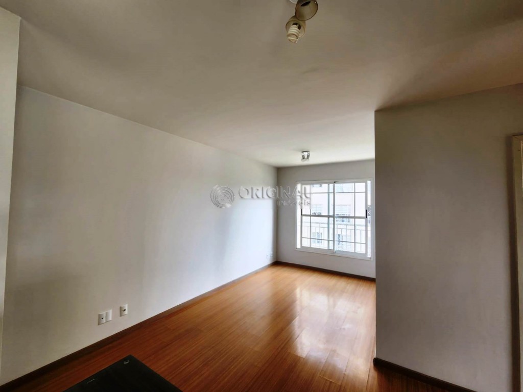 Apartamento para locacao no Campo Comprido em Curitiba com 75m² por R$ 2.777,77