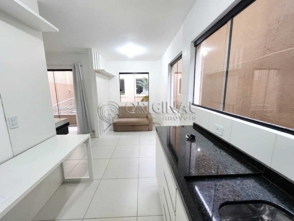 Apartamento para locacao no Sao Francisco em Curitiba com 40m² por R$ 2.000,00