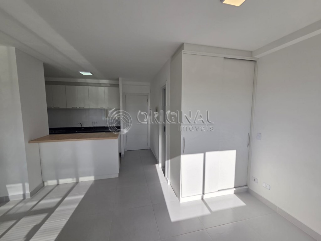 Apartamento para alugar em Bom Retiro, Curitiba — Imobiliária Cilar