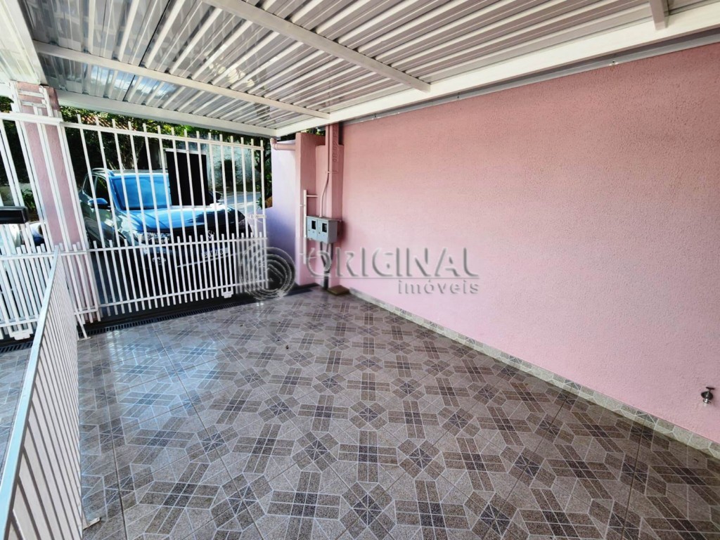 Casa Residencial para locacao no Santo Inacio em Curitiba com 38m² por R$ 1.666,66