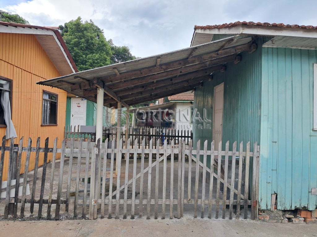 Casa Residencial para locacao no Campo Comprido em Curitiba com 50m² por R$ 1.333,33