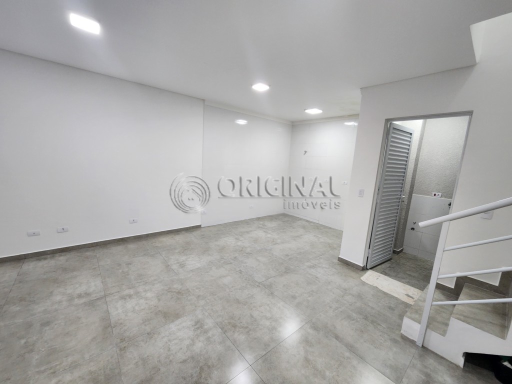 Sobrado para locacao no Eliane em Guaratuba com 72m² por R$ 2.222,22