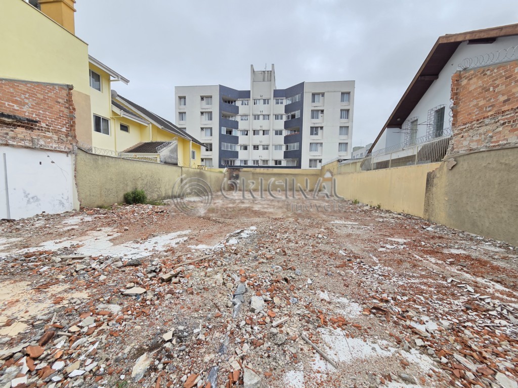 Terreno para venda no Bacacheri em Curitiba com 522m² por R$ 1.350.000,00
