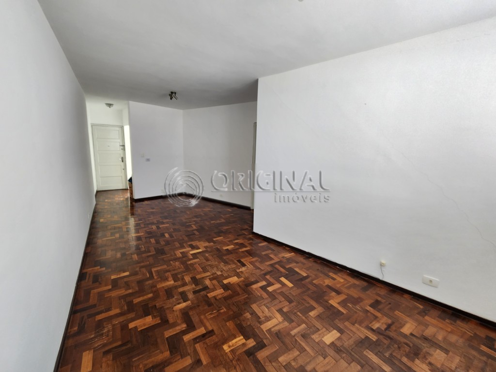Apartamento para locacao no Reboucas em Curitiba com 94m² por R$ 1.777,77