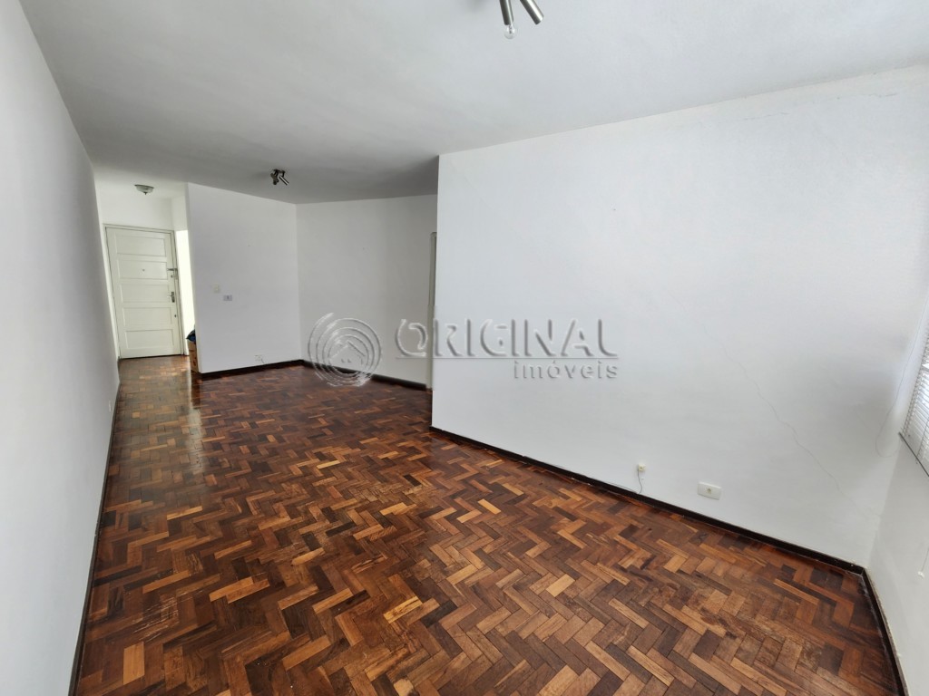 Apartamento para locacao no Reboucas em Curitiba com 94m² por R$ 1.777,77