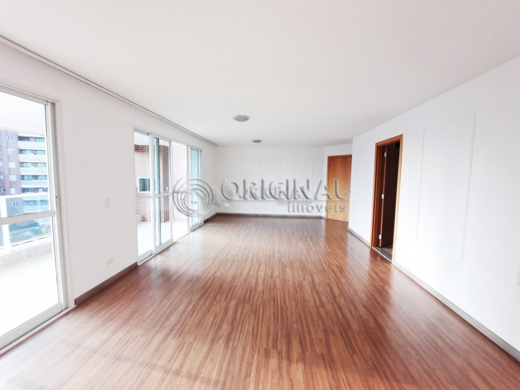 Apartamento para locacao no Ecoville em Curitiba com 179m² por R$ 7.555,55