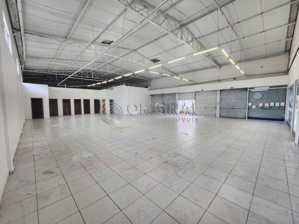 Loja para locacao no Osasco em Colombo com 300m² por R$ 20.000,00