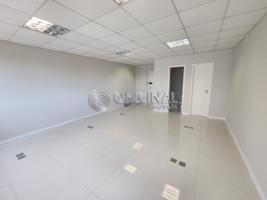 Sala/Conjunto Comercial para alugar em Mossungue, Curitiba — Portal Chave Fácil