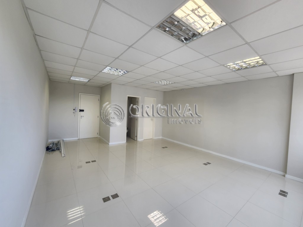 Sala/Conjunto Comercial para alugar em Mossungue, Curitiba — Portal Chave Fácil