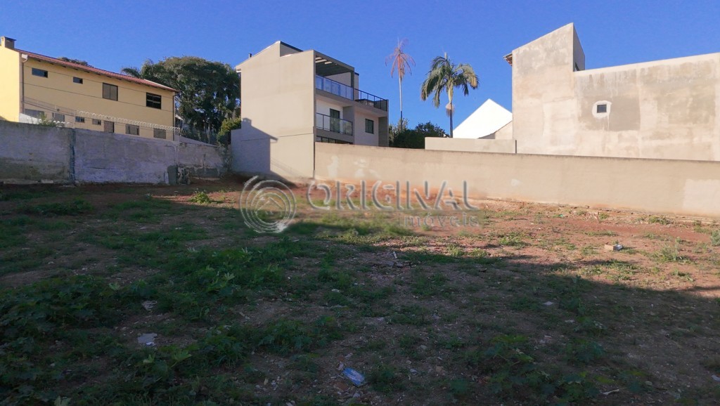 Terreno para locacao no Campina do Siqueira em Curitiba com 1,125m² por R$ 7.222,22