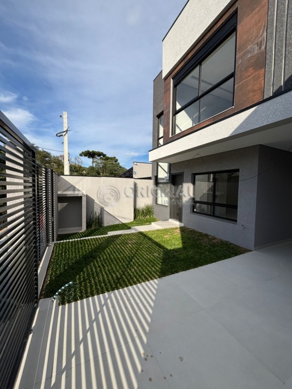 Sobrado no Cidade Industrial em Curitiba Sobrado para venda no Cidade Industrial em Curitiba com 156m² por R$ 820.000,00