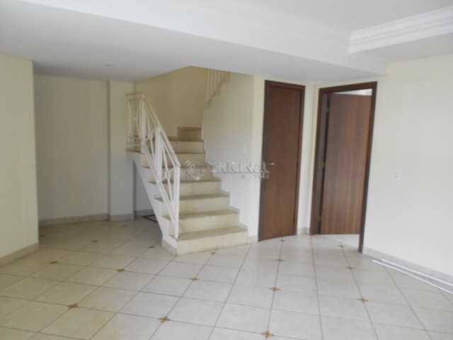 Sobrado no Tingui em Curitiba Sobrado para venda no Tingui em Curitiba com 165m² por R$ 690.000,00