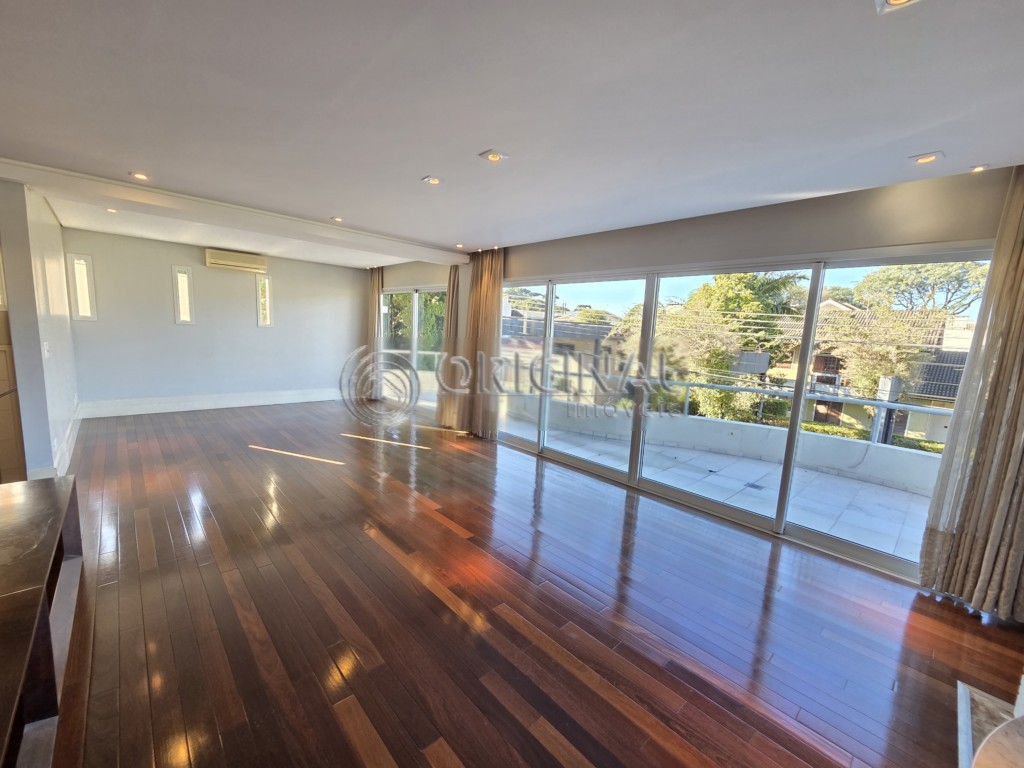 Casa Residencial para venda no Seminario em Curitiba com 690m² por R$ 5.700.000,00