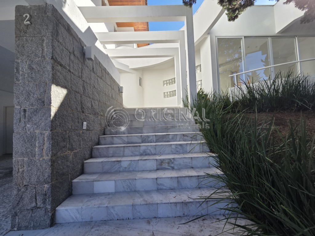 Casa Residencial para venda no Seminario em Curitiba com 690m² por R$ 5.700.000,00