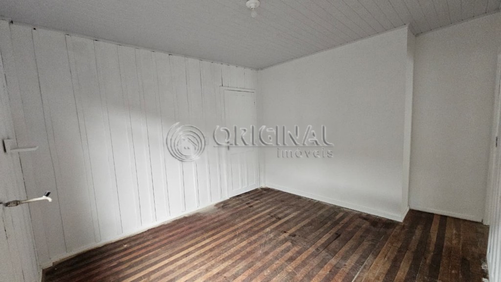 Casa Residencial para locacao no Sao Braz em Curitiba com 35m² por R$ 1.388,88