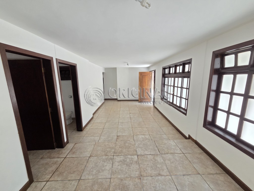 Casa para alugar em Mossungue, Curitiba — MAFI ADMINISTRADORA DE IMOVEIS LTDA