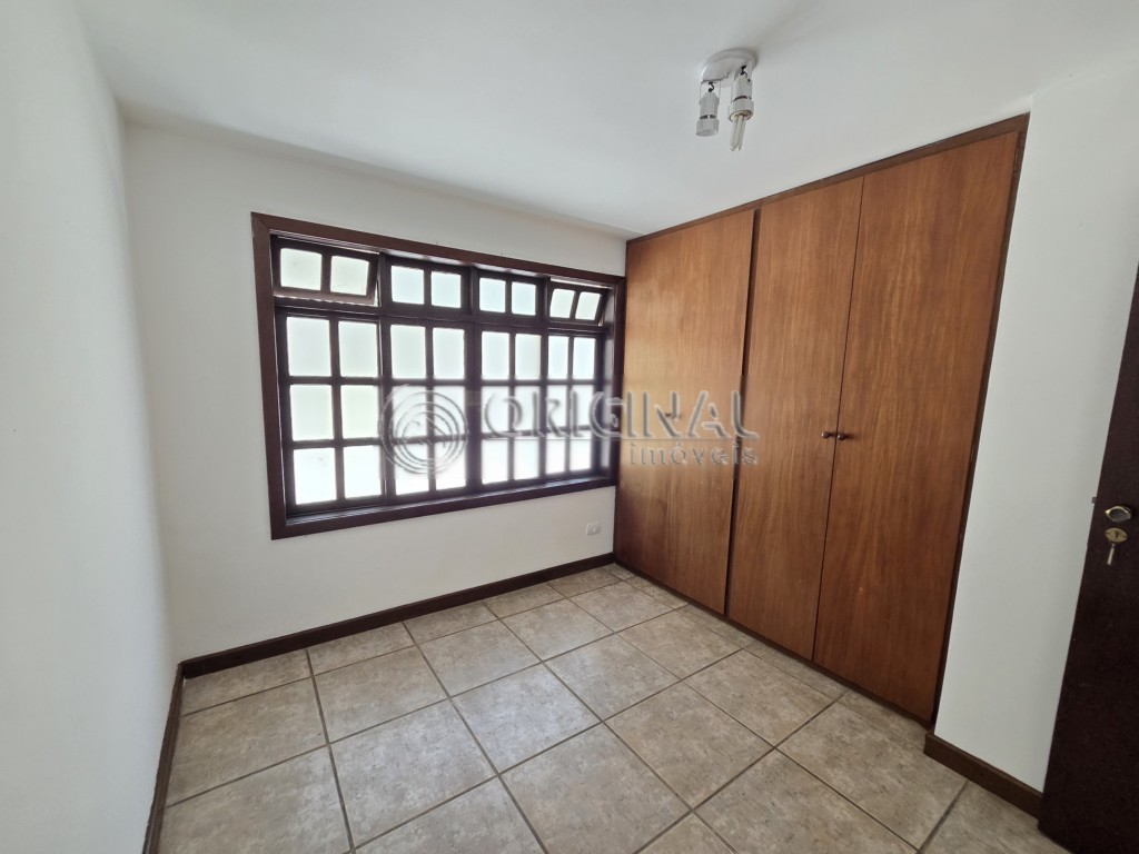 Casa para alugar em Mossungue, Curitiba — MAFI ADMINISTRADORA DE IMOVEIS LTDA