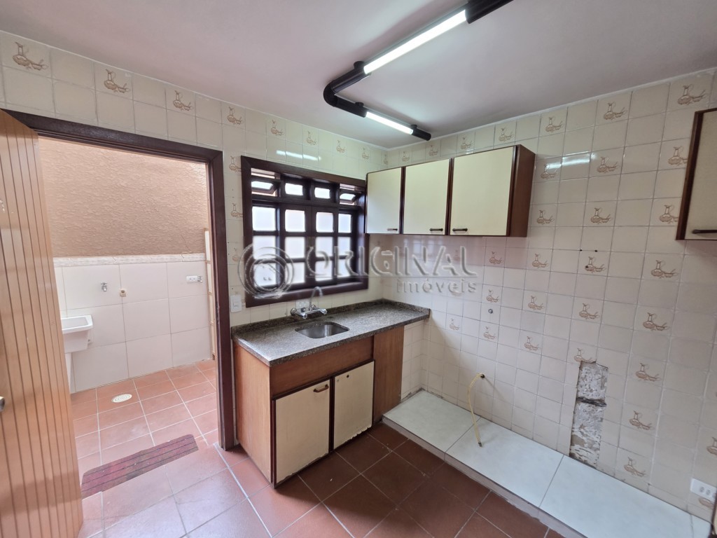 Casa para alugar em Mossungue, Curitiba — MAFI ADMINISTRADORA DE IMOVEIS LTDA