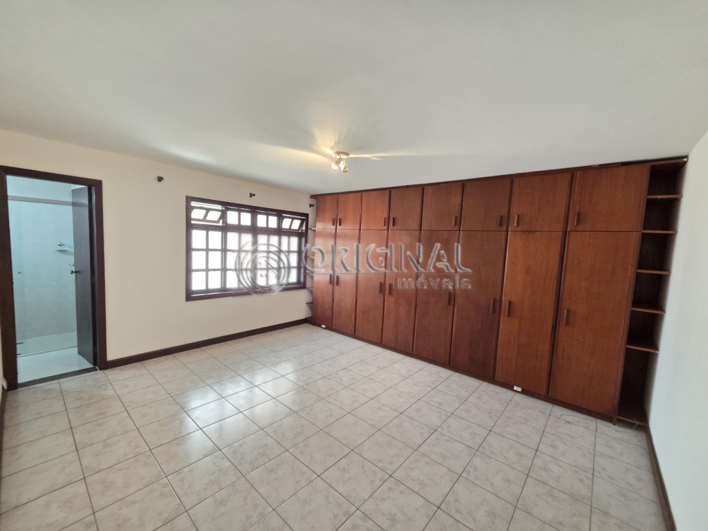 Casa para alugar em Mossungue, Curitiba — MAFI ADMINISTRADORA DE IMOVEIS LTDA