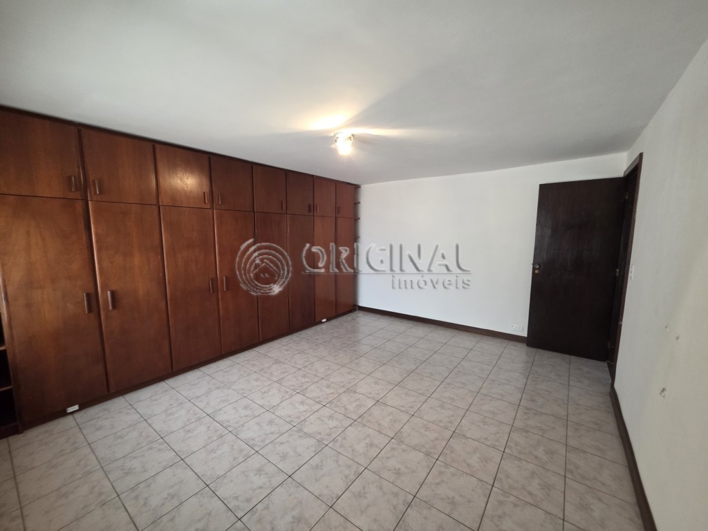 Casa para alugar em Mossungue, Curitiba — MAFI ADMINISTRADORA DE IMOVEIS LTDA