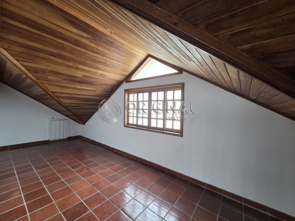 Casa para alugar em Mossungue, Curitiba — MAFI ADMINISTRADORA DE IMOVEIS LTDA