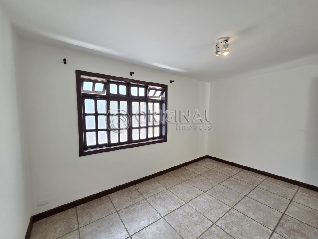 Casa para alugar em Mossungue, Curitiba — MAFI ADMINISTRADORA DE IMOVEIS LTDA
