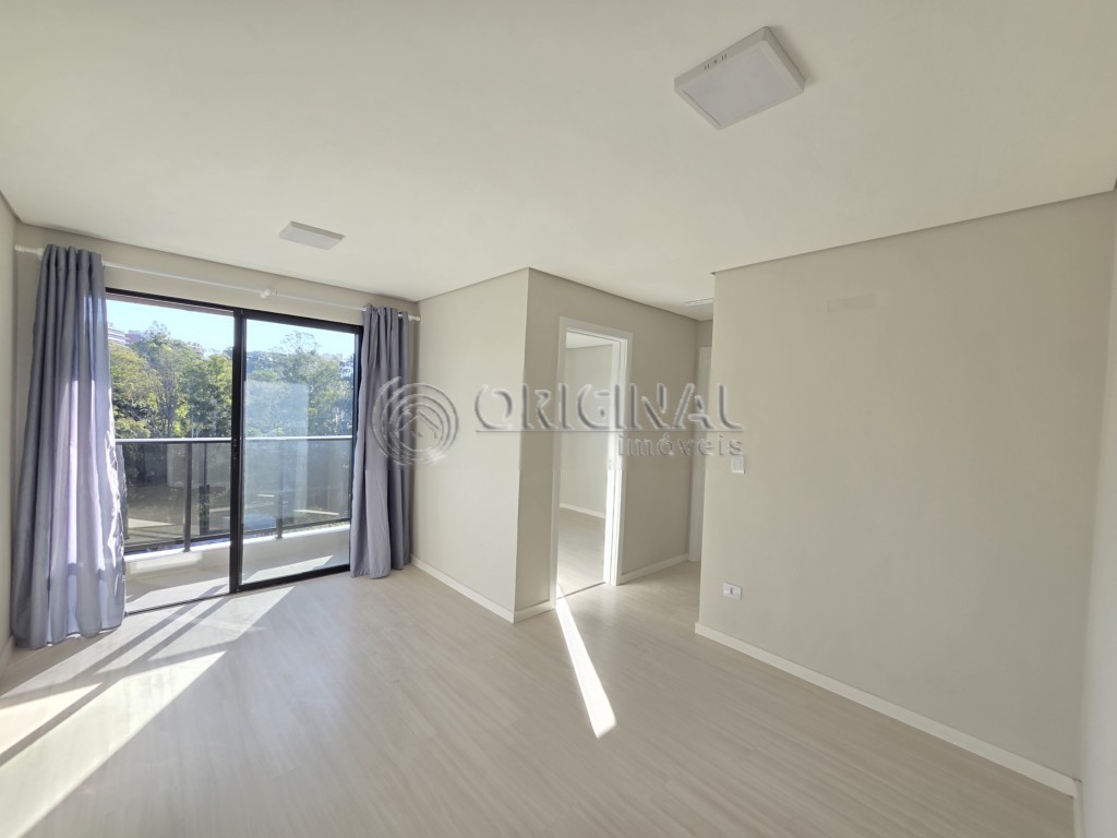 Apartamento para locacao no Campina do Siqueira em Curitiba com 85m² por R$ 3.100,00