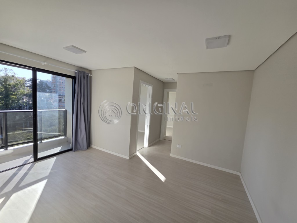 Apartamento para locacao no Campina do Siqueira em Curitiba com 85m² por R$ 3.100,00