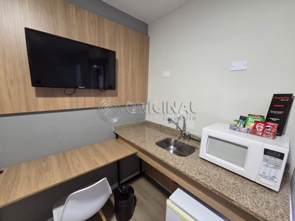 Apartamento para locacao no Alto da Rua XV em Curitiba com 30m² por R$ 2.000,00