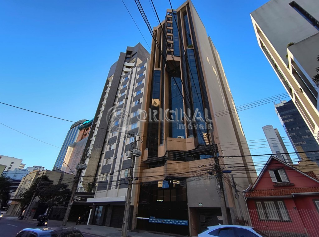 Cjto Comercial_sala para locacao no Centro em Curitiba com 104m² por R$ 1.555,55