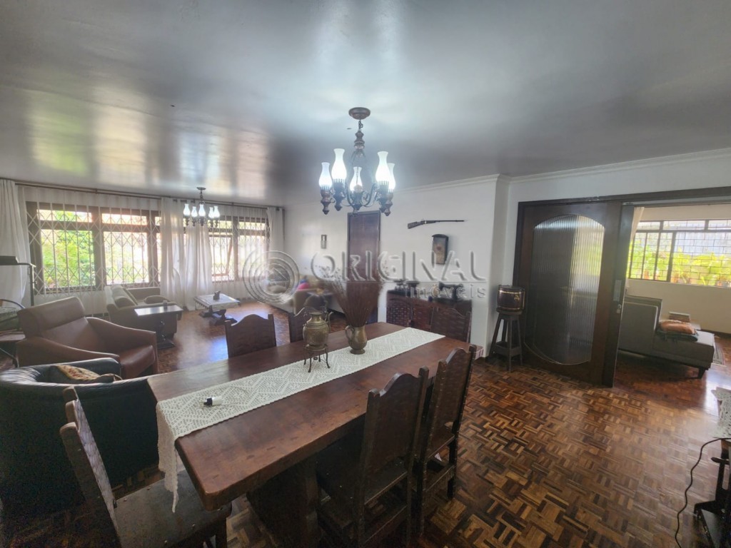 Casa à venda em Jardim Social, Curitiba — Portal Chave Fácil