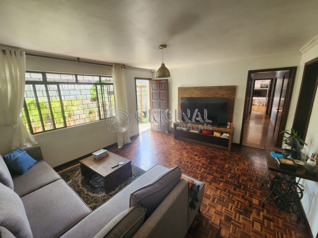 Casa à venda em Jardim Social, Curitiba — Portal Chave Fácil