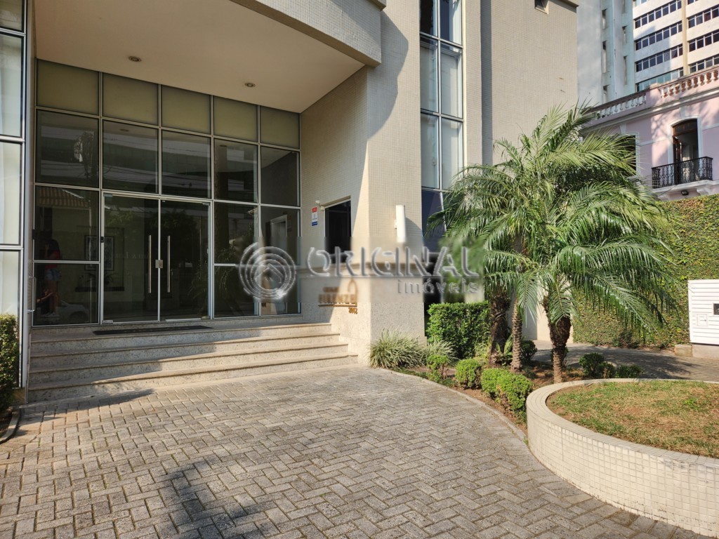 Apartamento para locacao no Batel em Curitiba com 138m² por R$ 4.000,00