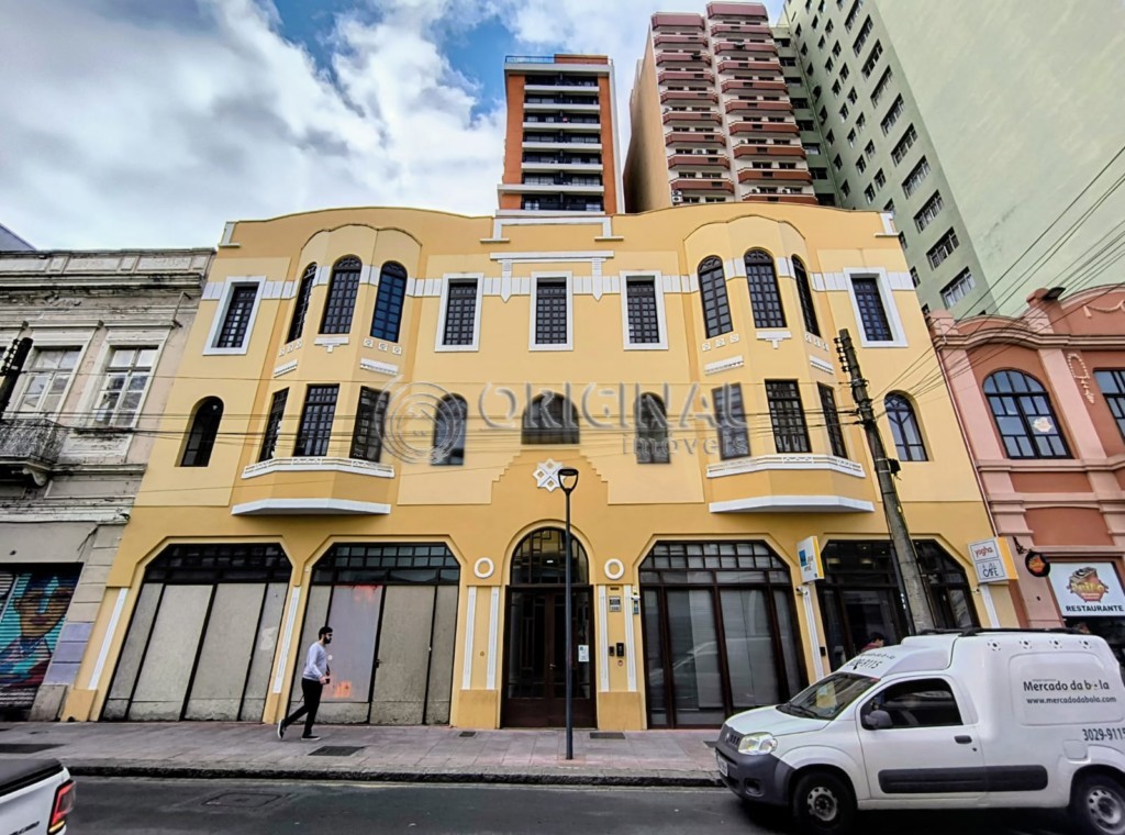 Loft para locacao no Centro em Curitiba com 28m² por R$ 1.611,11