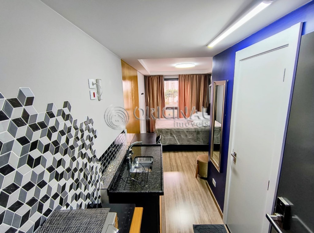 Apartamento para alugar em Centro, Curitiba — GOMES CONSULTOR IMOBILIARIO LTDA.