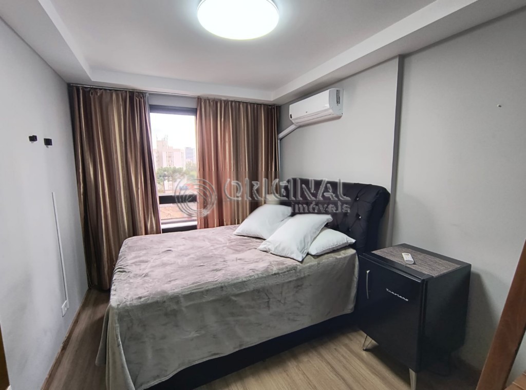 Apartamento para alugar em Centro, Curitiba — GOMES CONSULTOR IMOBILIARIO LTDA.