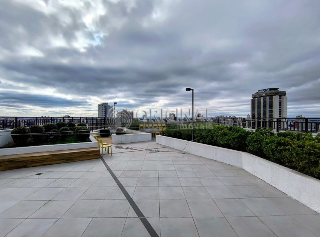 Apartamento para alugar em Centro, Curitiba — GOMES CONSULTOR IMOBILIARIO LTDA.