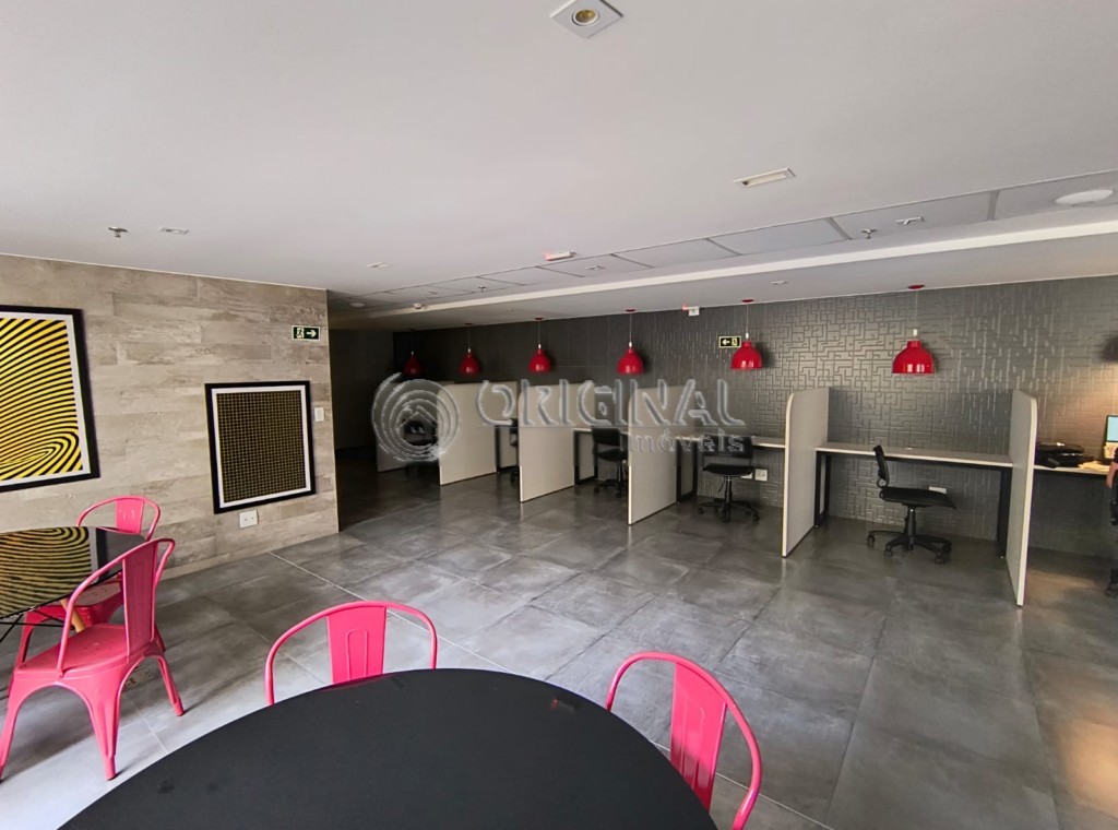 Apartamento para alugar em Centro, Curitiba — GOMES CONSULTOR IMOBILIARIO LTDA.