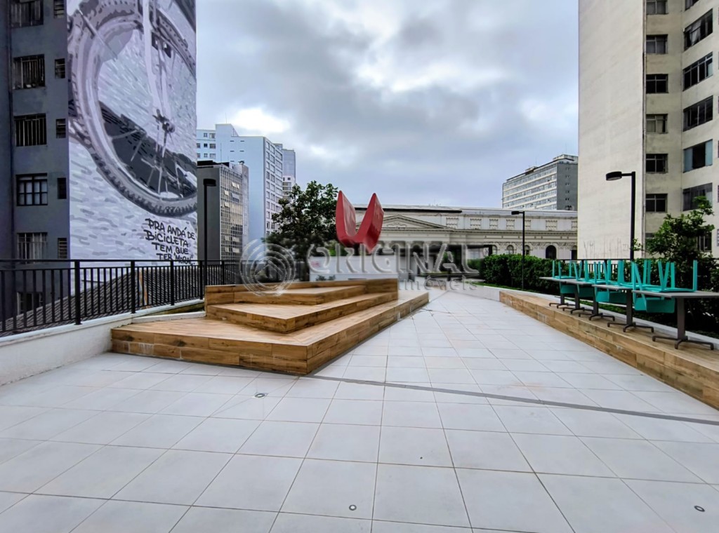 Apartamento para alugar em Centro, Curitiba — GOMES CONSULTOR IMOBILIARIO LTDA.
