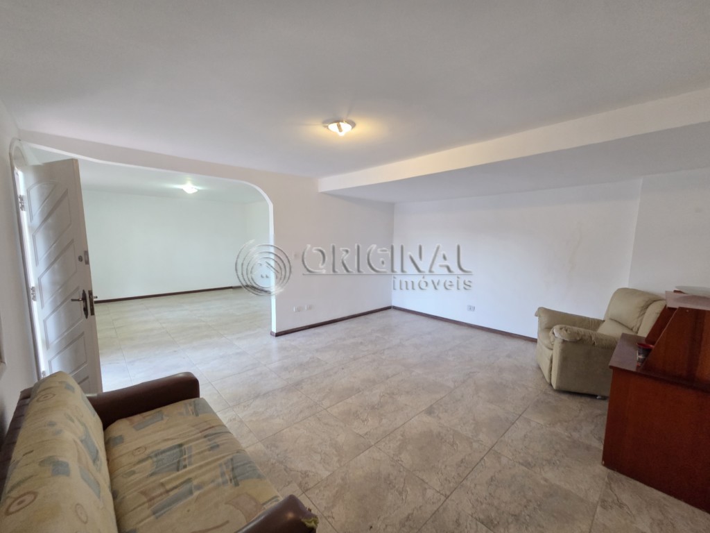 Casa para alugar em Sao Lourenco, Curitiba — Portal Chave Fácil