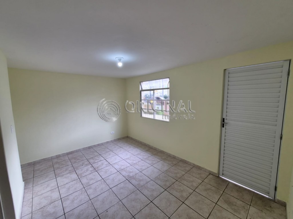Apartamento para locacao no Orleans em Curitiba com 0m² por R$ 1.722,22