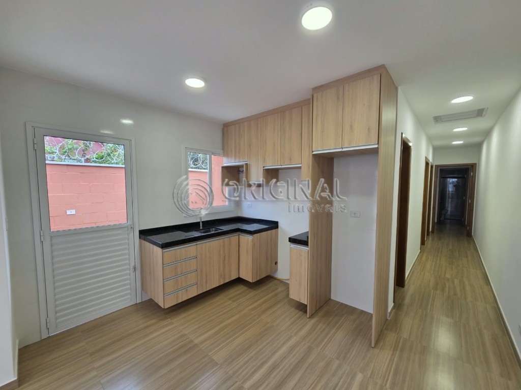 Casa Residencial para locacao no Orleans em Curitiba com 0m² por R$ 3.444,44