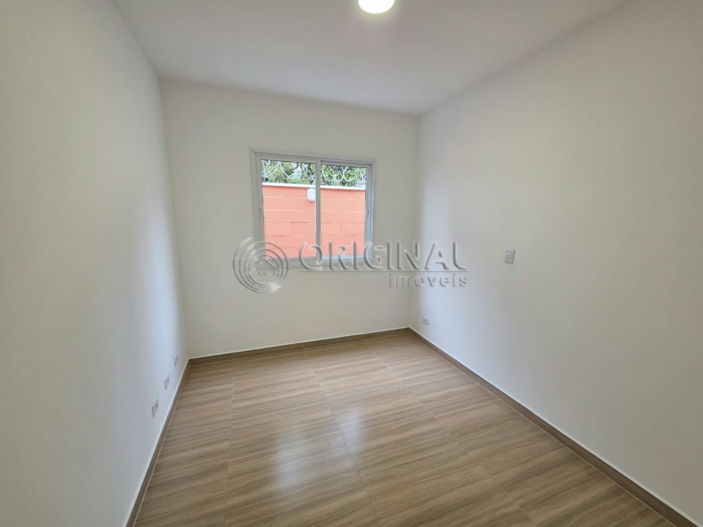 Casa para alugar em Orleans, Curitiba — Portal Chave Fácil