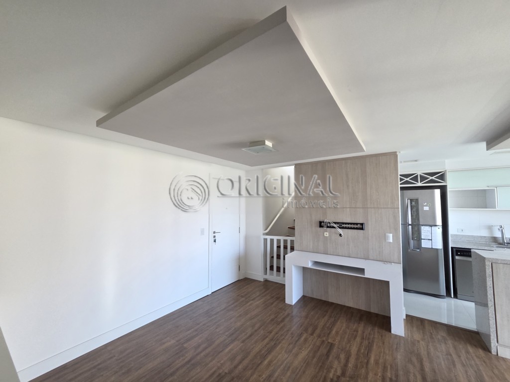 Apartamento para locacao no Ecoville em Curitiba com 169m² por R$ 7.111,11