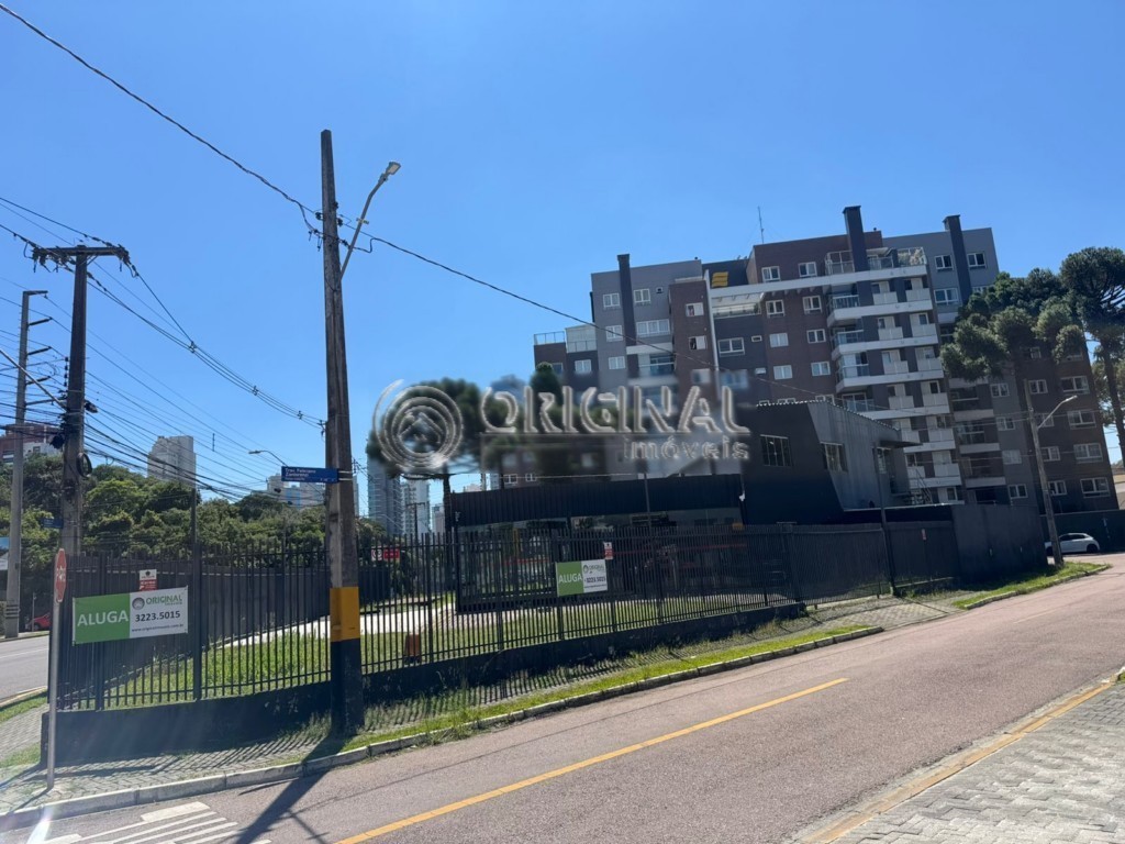 Loja para locacao no Ecoville em Curitiba com 140m² por R$ 9.444,44