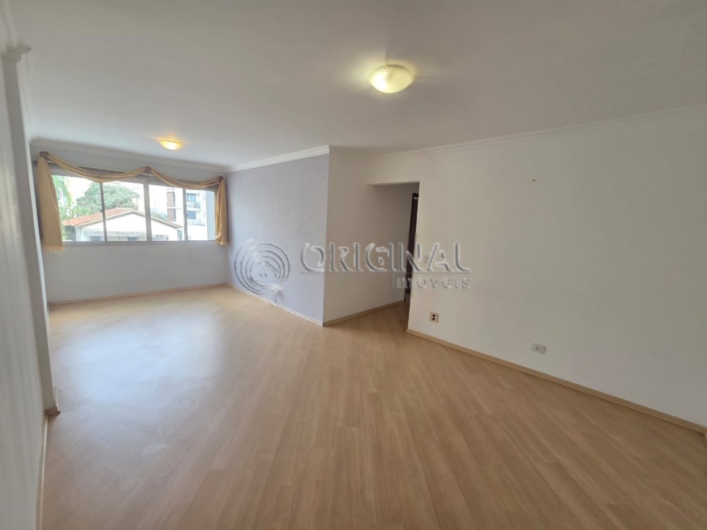 Apartamento para locacao no Bigorrilho em Curitiba com 140m² por R$ 2.888,88