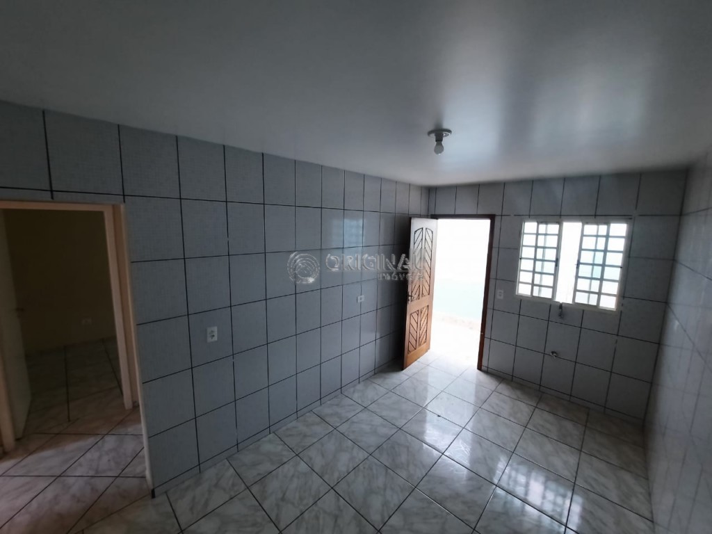 Casa Residencial para locacao no Augusta em Curitiba com 50m² por R$ 1.777,77