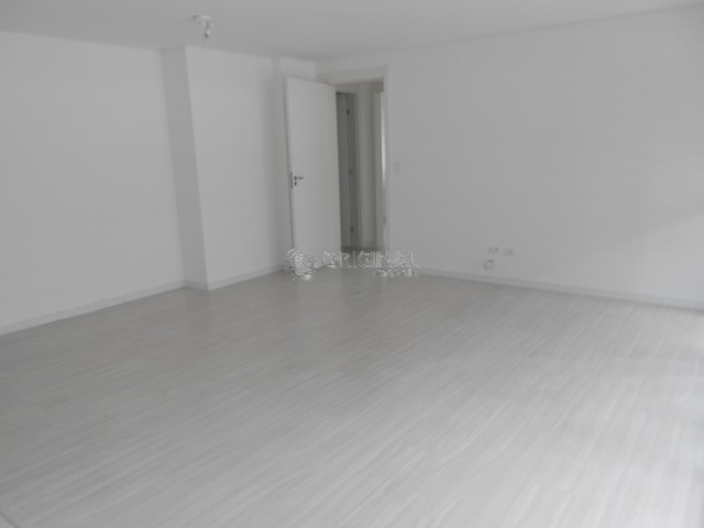 Apartamento para locacao no Bacacheri em Curitiba com 177m² por R$ 6.000,00