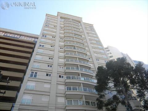 Apartamento para locacao no Batel em Curitiba com 138m² por R$ 3.555,55